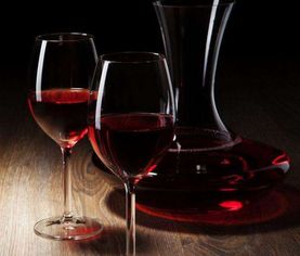 進(jìn)口紅酒與國產(chǎn)紅酒啥不同？快看看吧，下次別再喝錯(cuò)了